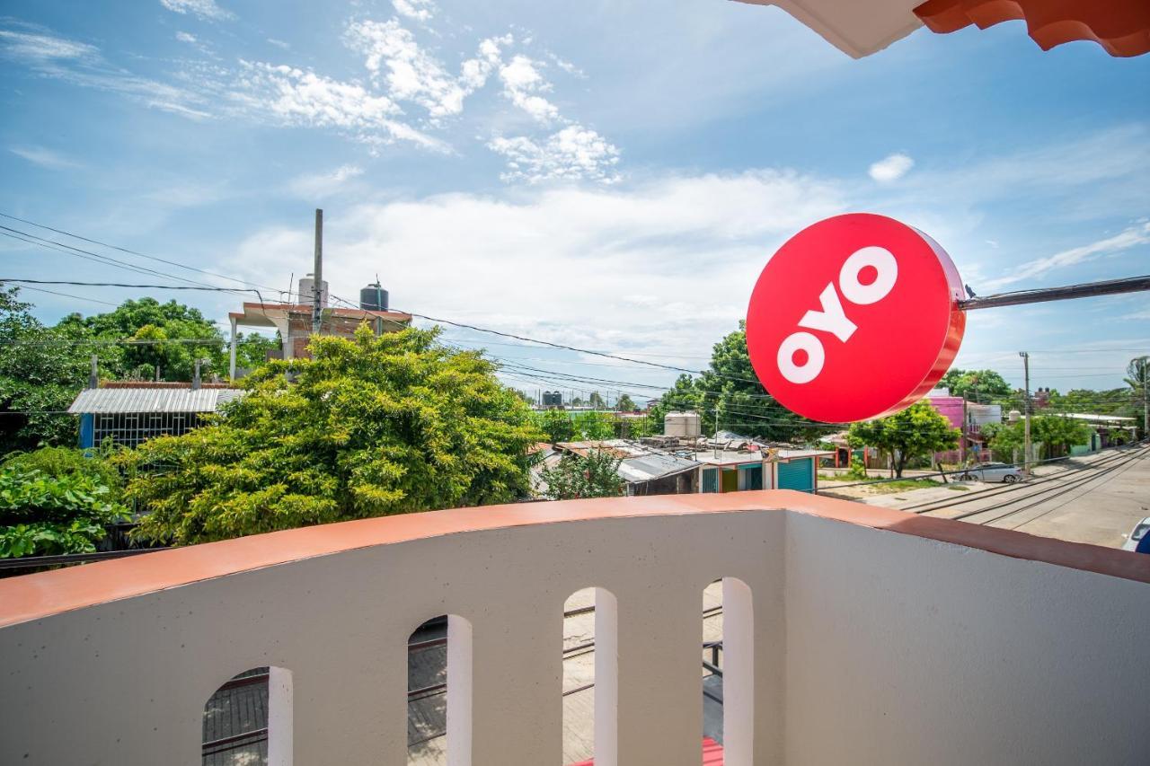 Oyo Hotel Arena Surf, Puerto Escondido エクステリア 写真