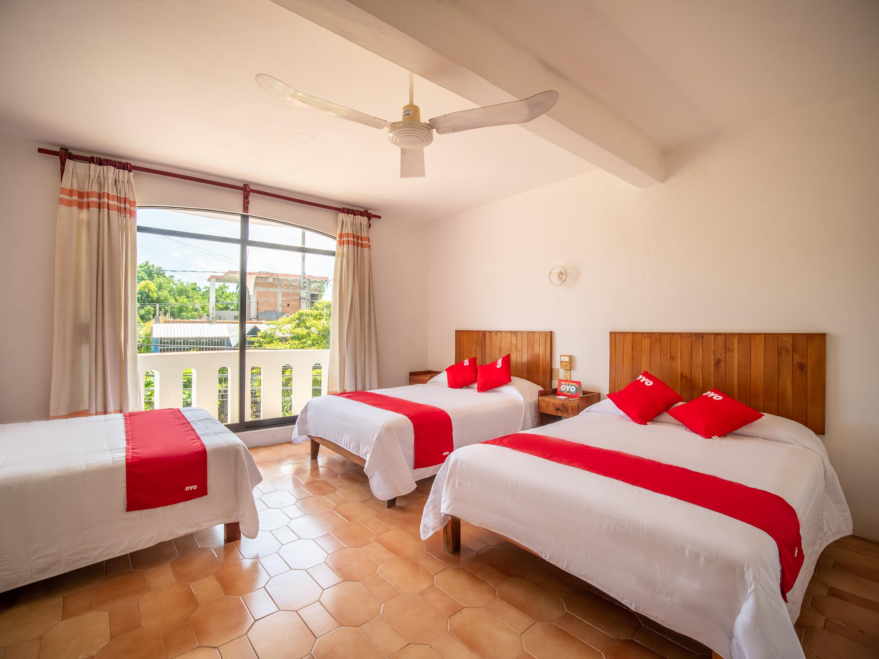 Oyo Hotel Arena Surf, Puerto Escondido エクステリア 写真