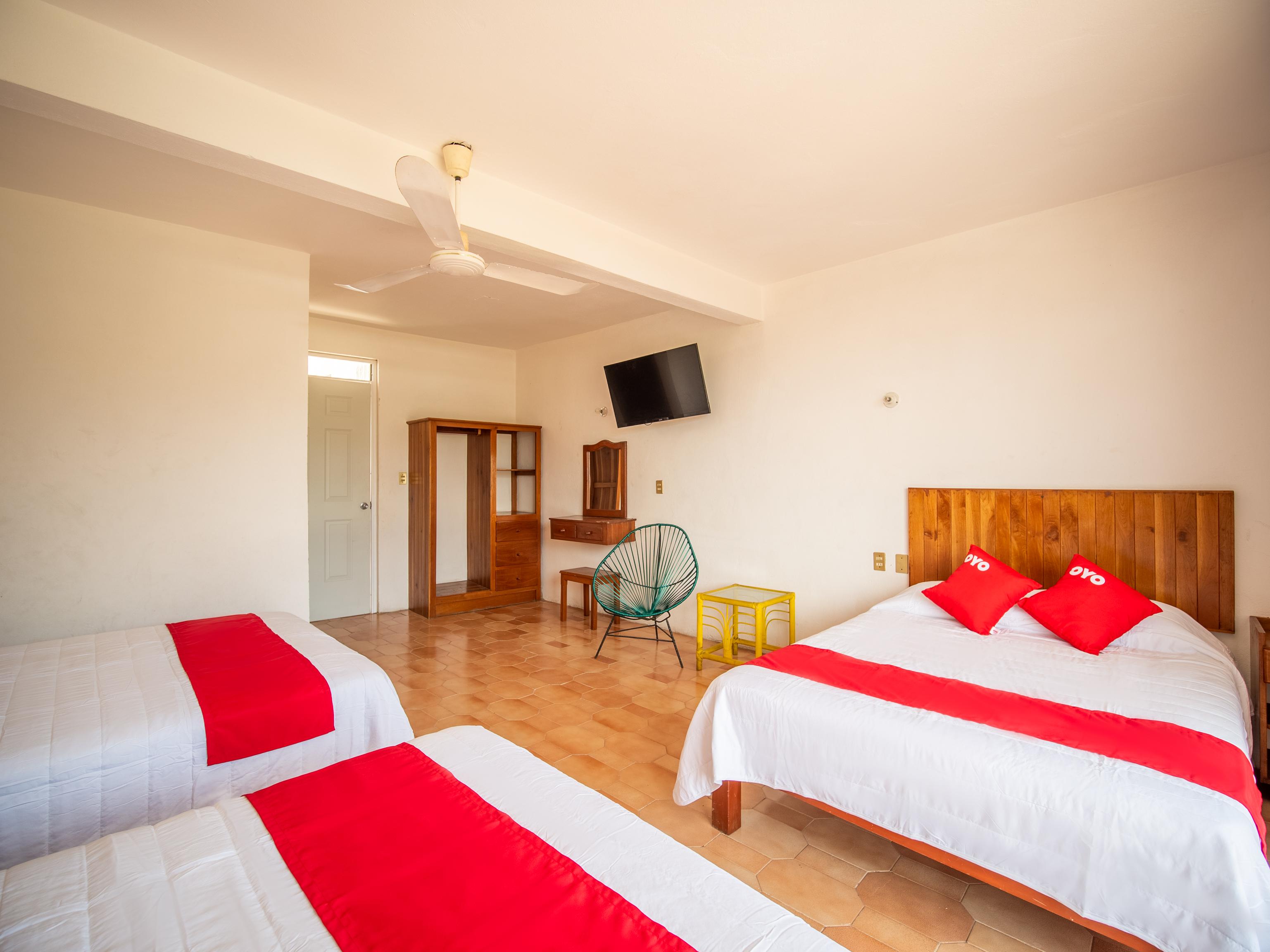 Oyo Hotel Arena Surf, Puerto Escondido エクステリア 写真